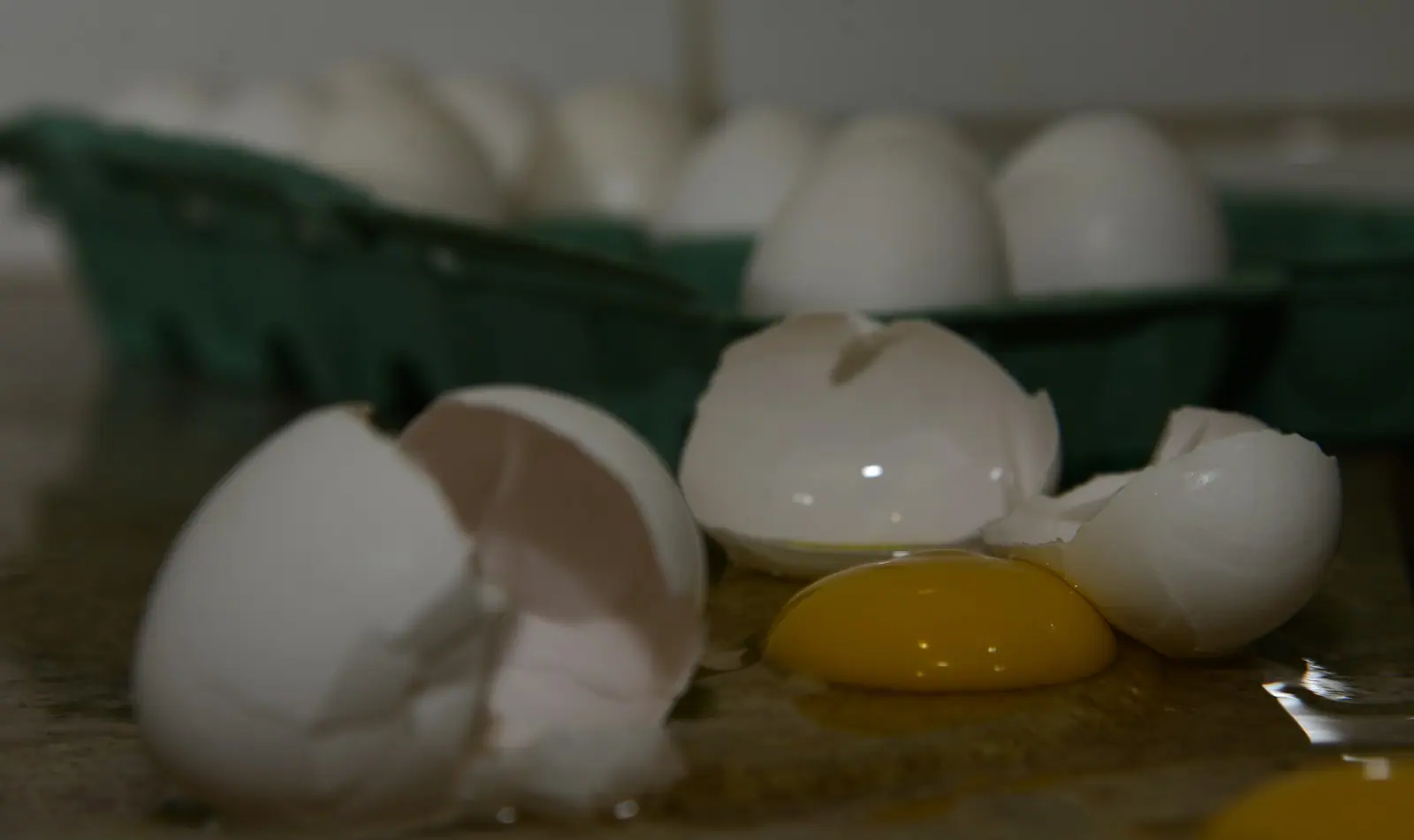 Frango, ovos e carne suína podem ficar mais caros com a guerra no Irã