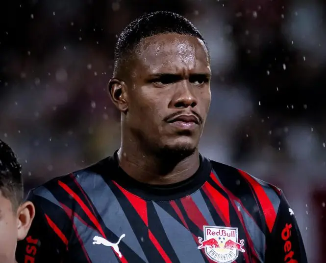 Gustavo foi condenado a 12 jogos e multa (Foto: Reprodução / Redes Sociais)