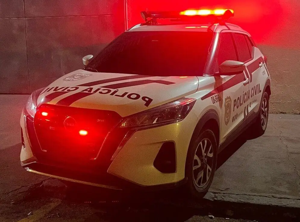 Adolescente atinge outra com facadas dentro de ônibus (Foto: Polícia Civil GO)