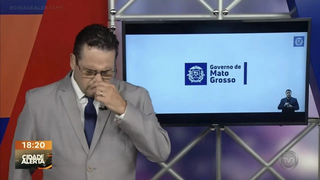Haroldo Arruda passou mal e desmaiou enquanto apresentava o Cidade Alerta Mato Grosso. Foto: Reprodução.