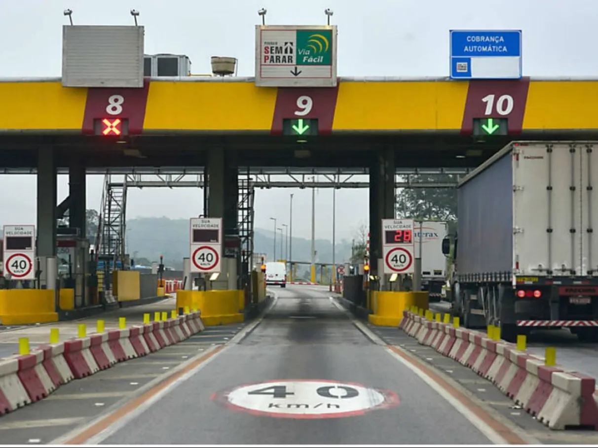 Isenção de pedágio para idosos avança na Câmara e anima motoristas