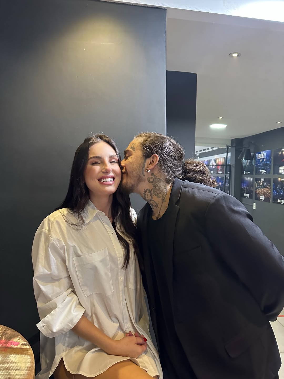Whindersson apareceu em clima de romance (Foto: Reprodução / Redes Sociais)