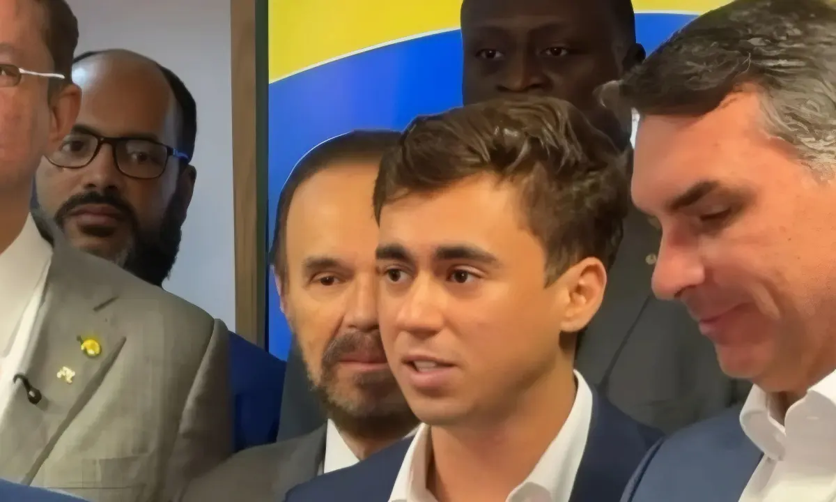 Nikolas Ferreira durante discurso no evento do PL em Brasília