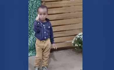 Menino de 5 anos morre e versão apresentada pela mãe gera suspeitas