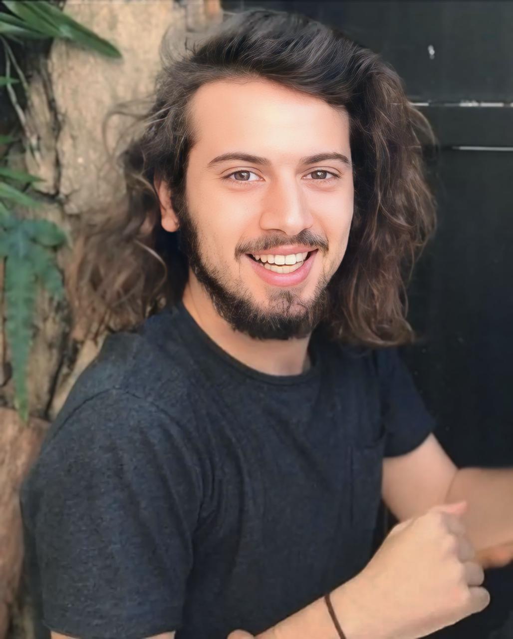 O jornalista Lucas Strabko, conhecido como Cartolouco - Reprodução: Redes Sociais 
