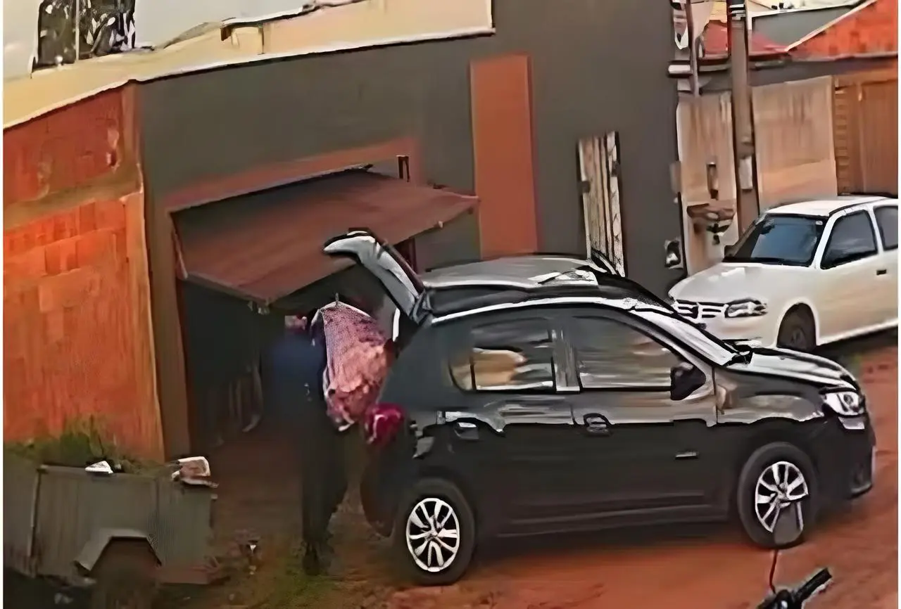Policiais são presos suspeitos de furtar drogas de traficantes (Foto: Divulgação/ PCMS)