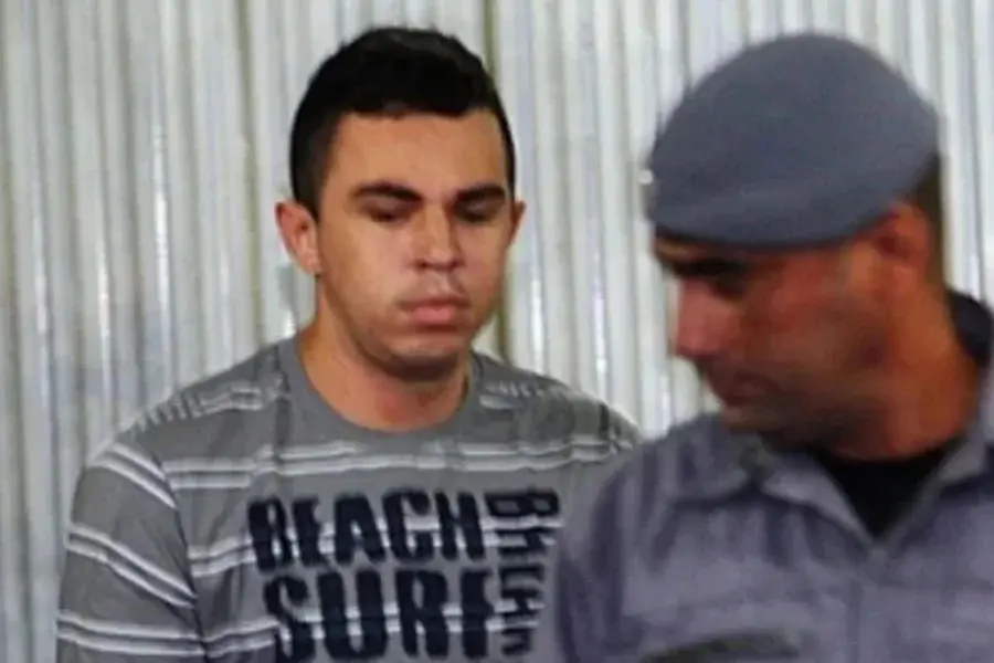 Lindemberg, assassino de Eloá, deixa presídio de Tremembé