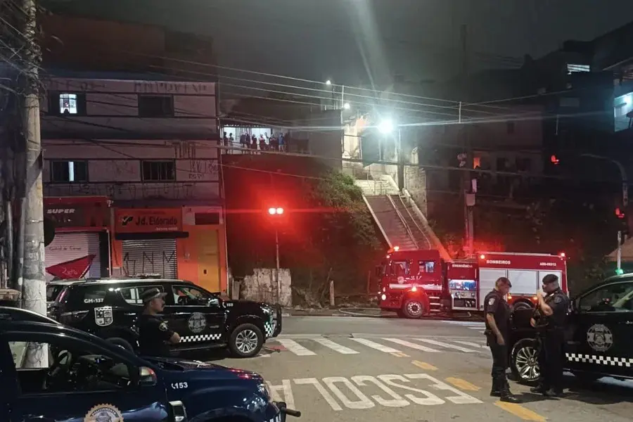 Homem é preso após espancar companheira e incendiar casa