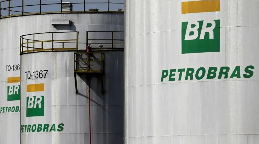 Governo decide aumentar mistura do etanol na gasolina