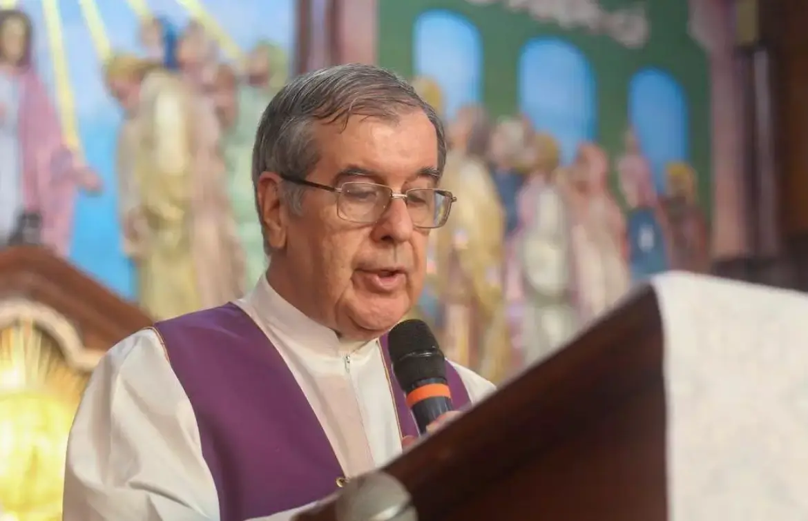 Padre passa mal e morre antes da missa de Páscoa
