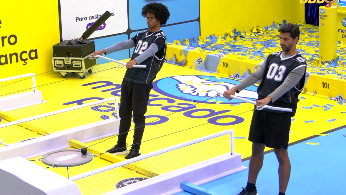 Participantes durante prova de resistência (Foto: Reprodução / GSHOW)