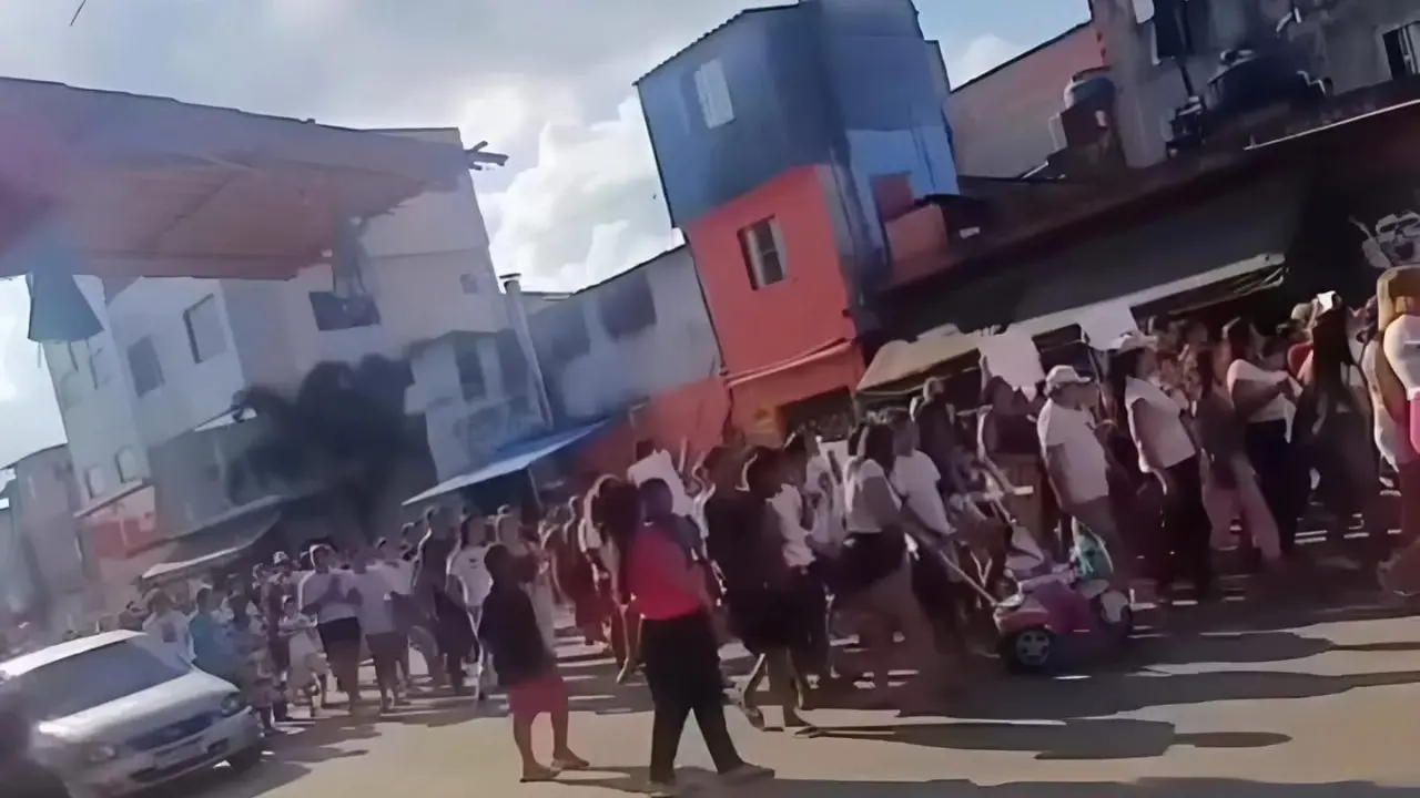Protesto de moradores em São Paulo (Foto: Reprodução)