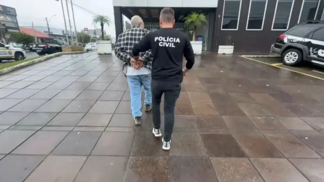 Idoso preso por abusar da neta (Foto: Reprodução/Redes Sociais)