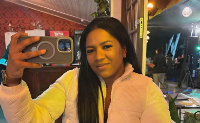 Ariane Anselmo Cortes, de 31 anos, estava grávida de 6 meses e morreu após ser baleada por criminosos no Terreirão — Foto: Reprodução