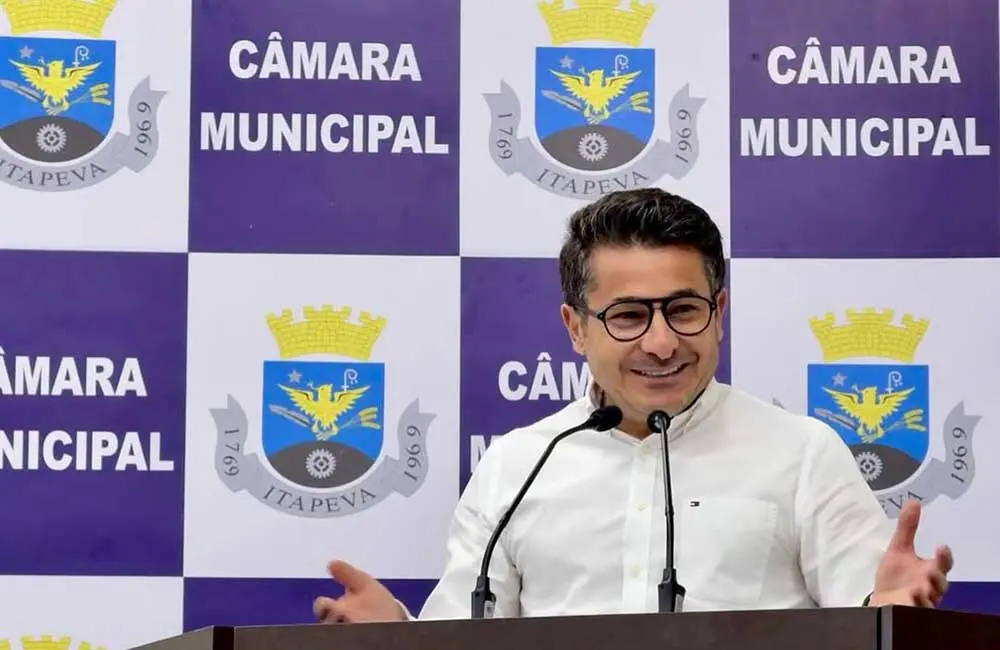 Vídeo: vereador escapa de tentativa de sequestro na porta de casa