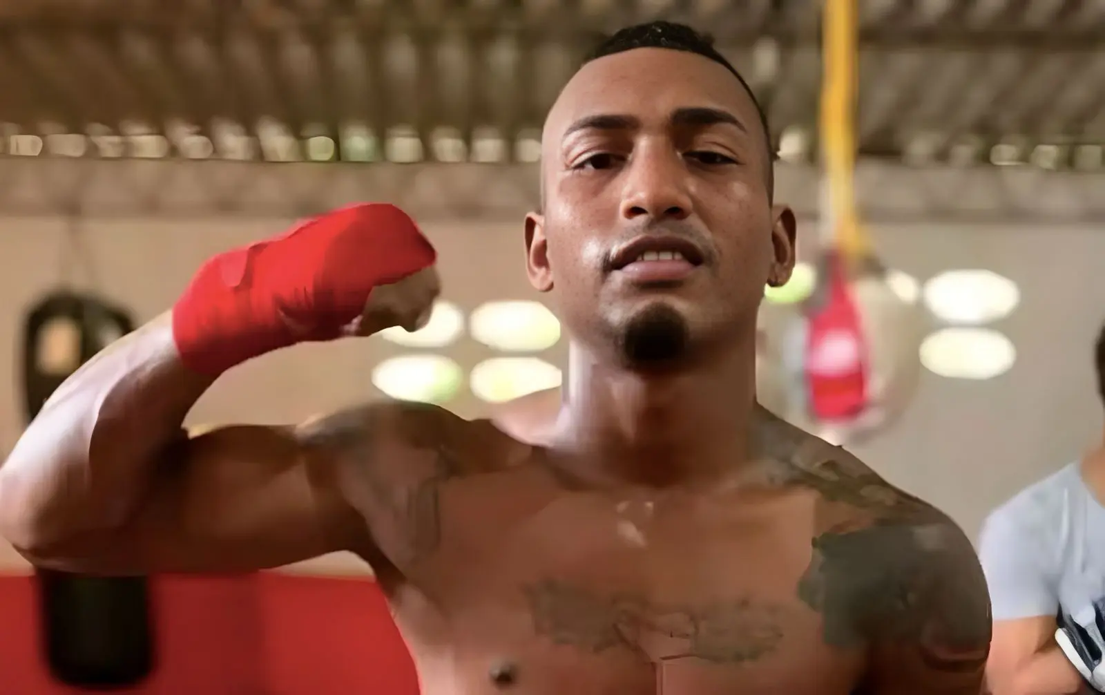 Lutador de boxe é esquartejado e tem corpo jogado em rio após perder primeira luta  (Foto: Reprodução/Redes sociais)