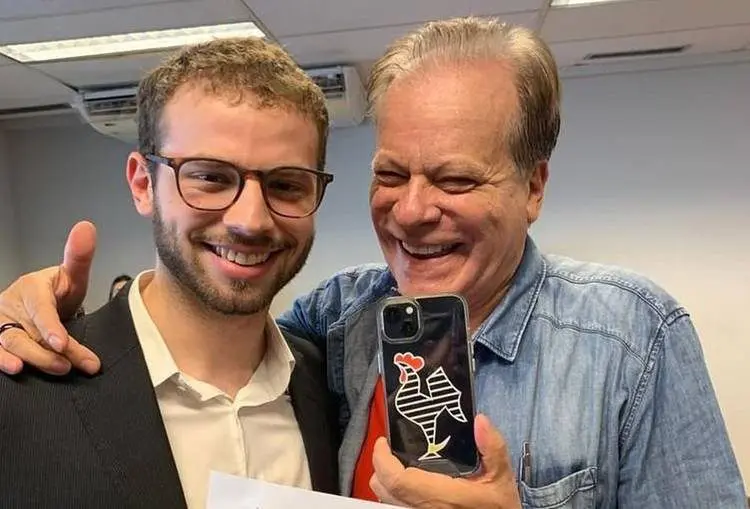 Filho de Chico Pinheiro abre o coração após jornalista revelar câncer (Foto: Redes Sociais)
