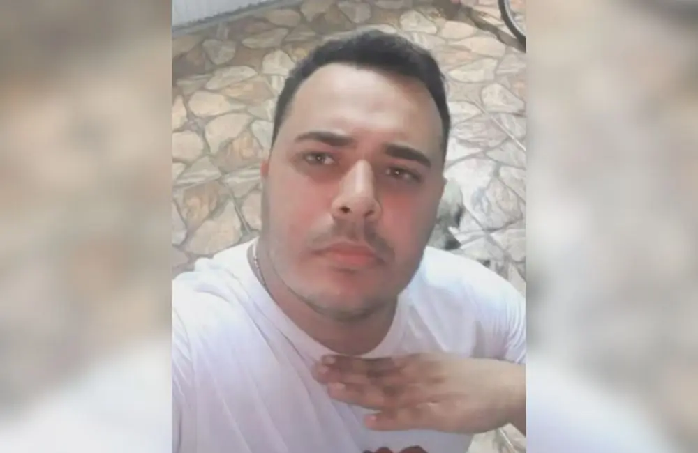 Davidson Vasconcellos Matteo Silva, de 37 anos, foi atingido e morreu (Foto: Reprodução)