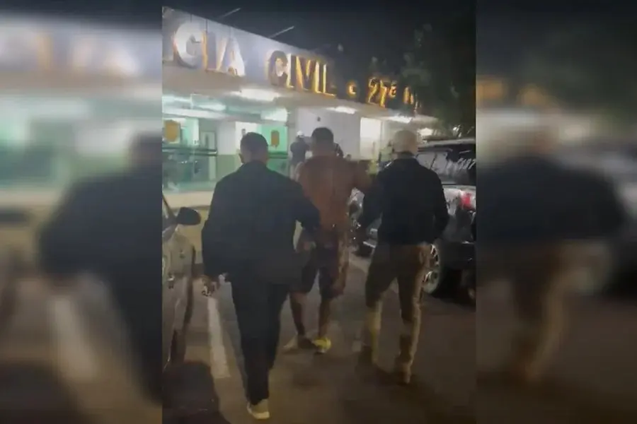 Homem quebra dedos de mulher durante espancamento - Foto: Reprodução