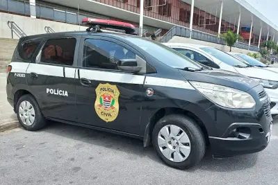 Pai envia mensagem ao filho e descobre cenário perturbador