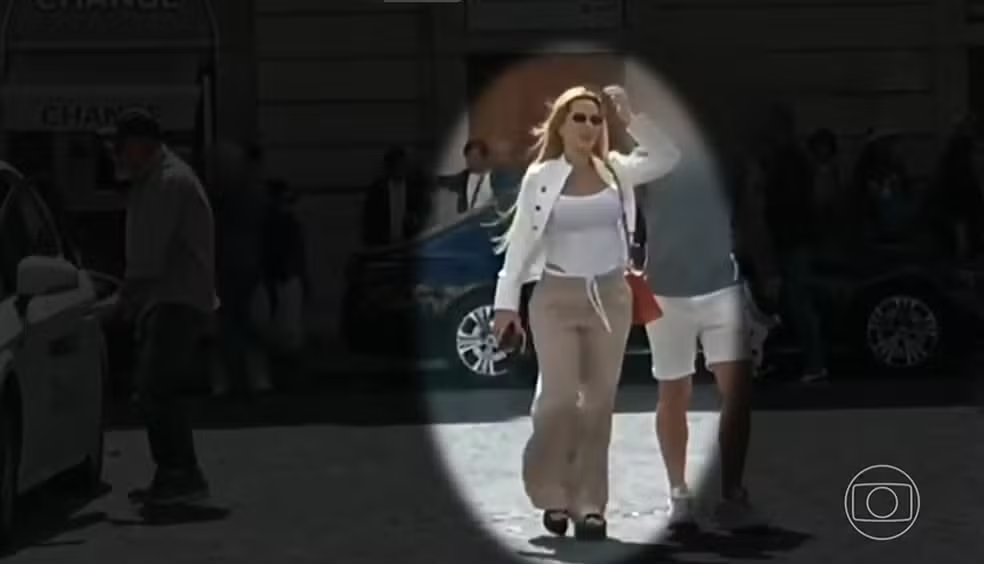Deolane Bezerra em Roma, na Itália (Foto: Reprodução / TV Globo)