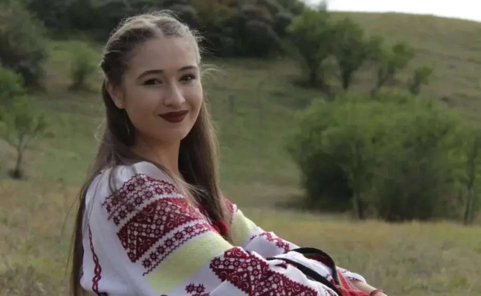 Jovem cantora não resistiu após AVC (Foto: Reprodução)