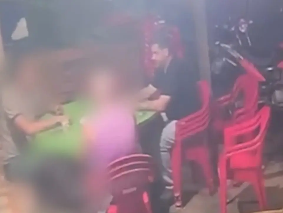 Vítima foi atingida por diversos disparos (Foto: Reprodução)