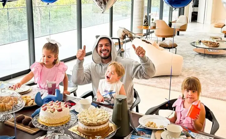 Zé Felipe fez publicações com os filhos (Foto: Reprodução / Redes Sociais)