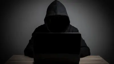 Adolescente é libertada de ‘cativeiro digital’ após prisão de suspeito; entenda