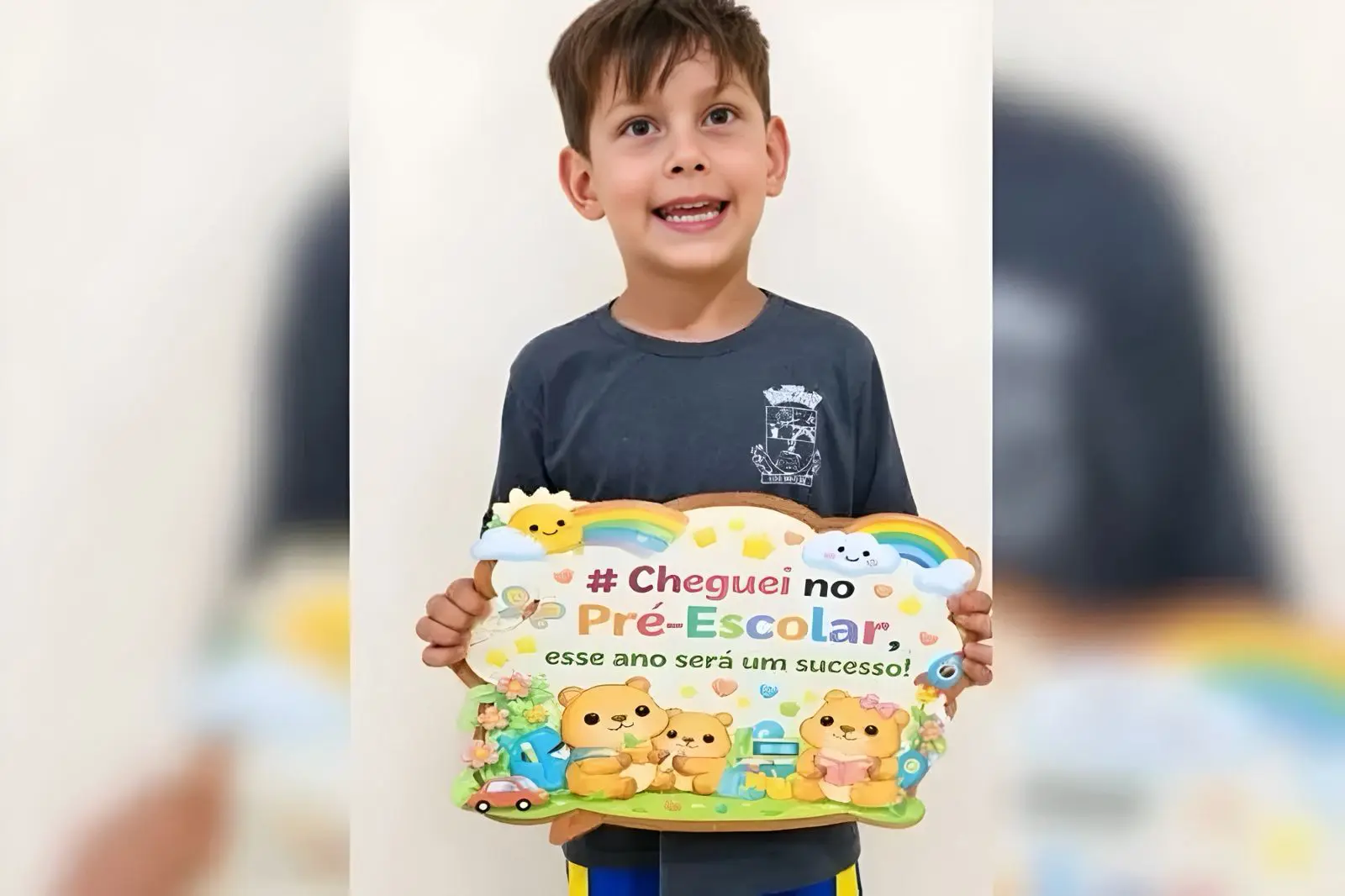 Menino de 5 anos morre após cair de caminhão em movimento e ser atropelado (Foto: Reprodução/Redes sociais)