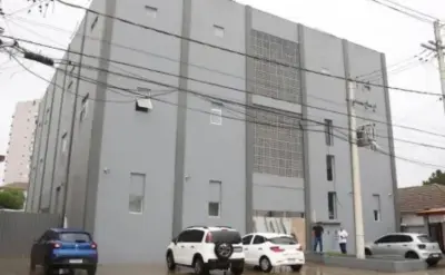 Funcionário do IML é preso após fazer Pix com celular de homem morto