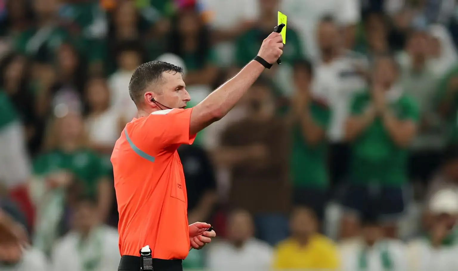 Árbitro (Foto: Divulgação Fifa) 
