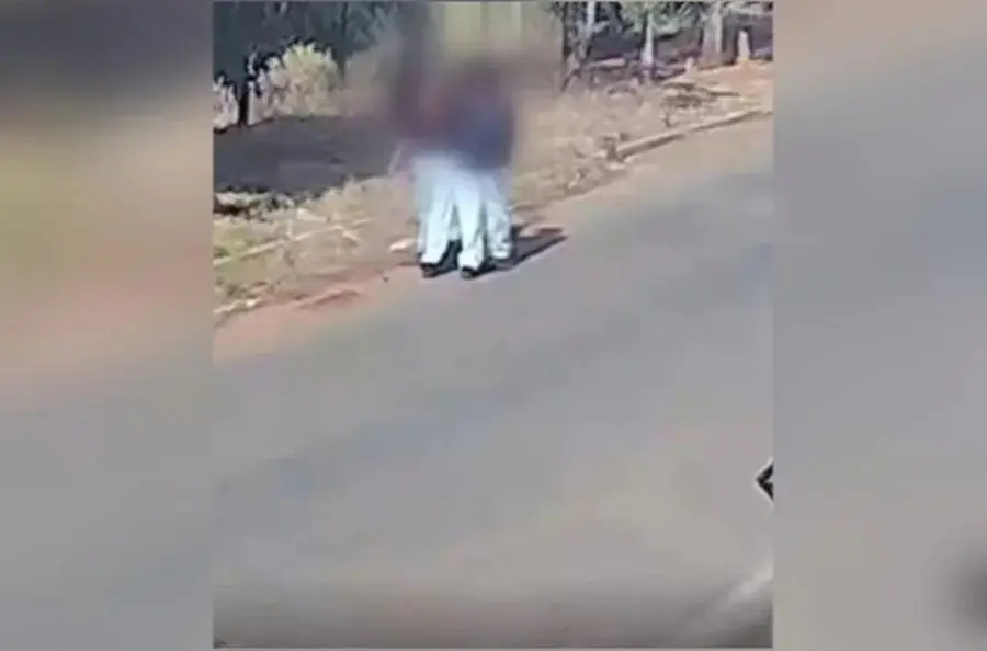 Criminoso amarra duas crianças em trilhos de trem após cometer roubo
