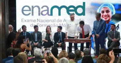 Enamed passa a ser exigência para registro médico e divide opiniões entre estudantes de Medicina