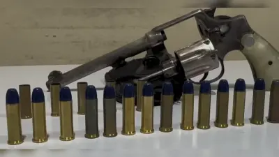 Homem é preso após atirar em parente durante festa junina