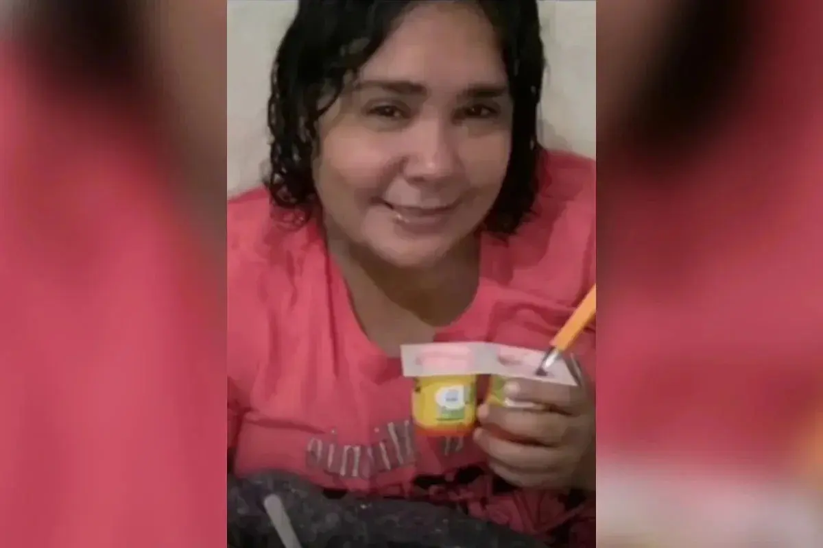 Mulher que fingia ser criança fará exame de sanidade mental; saiba detalhes