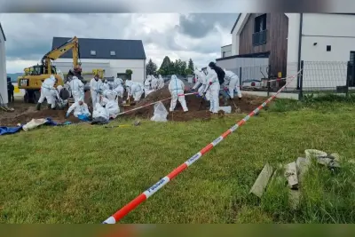 Médica é presa após descoberta de 34 fetos enterrados