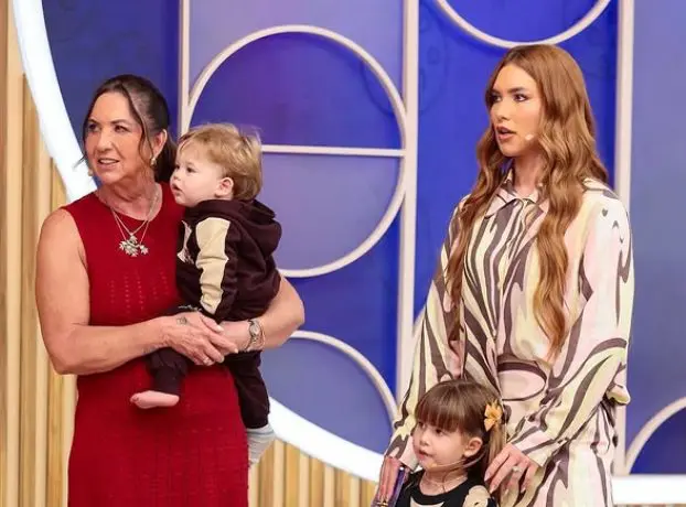 Margareth nega trabalho como coach (Foto: Redes Sociais)