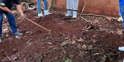 Homem é preso após matar o pai esquartejado e enterrar corpo no quintal de casa