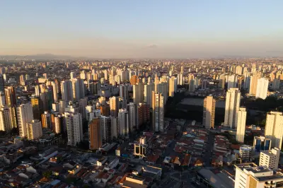 Mistério: homem morre ao cair do 14º andar de prédio em SP
