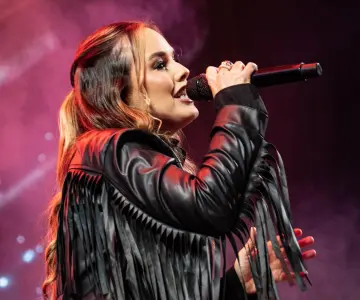Cantora revela quadro grave após sofrer acidente de carro