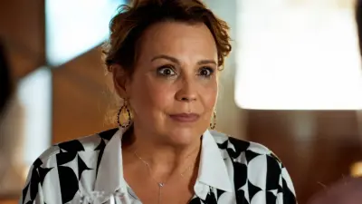 Ana Beatriz Nogueira é internada às pressas e estado de saúde preocupa fãs
