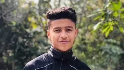 Jovem de 20 anos é ‘devorado’ por colegas de trabalho
