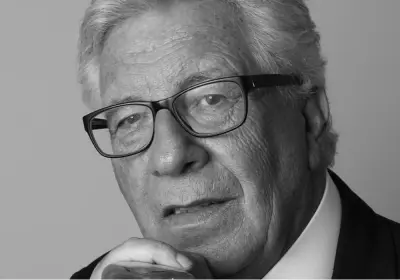 Morre Peppino di Capri, cantor italiano do sucesso “Champagne”, aos 86 anos