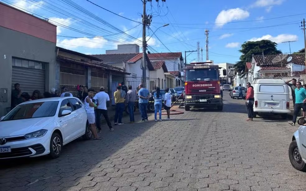 Incêndio em casa no centro de Boa Esperança deixa uma pessoa morta — Foto: Corpo de Bombeiros