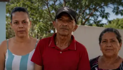 Pai, mãe e filha são encontrados mortos dentro de casa