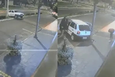 Vídeo: motorista atinge poste em alta velocidade e passageiro é arremessado