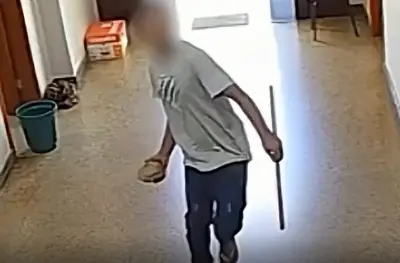 Homem é preso após invadir e apedrejar prédio da Prefeitura; veja
