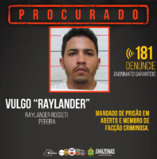 Raylander Rosseti Pereira, apontado como membro de facção, à esquerda