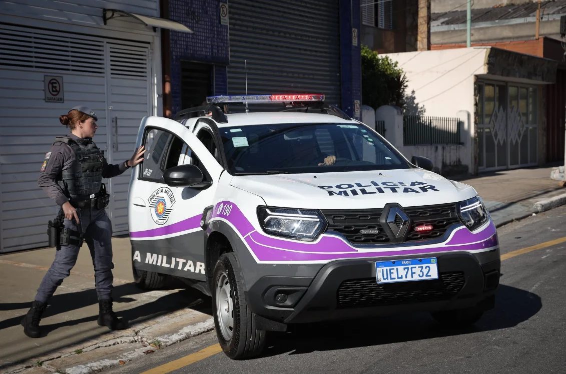 SP Mulher Segura São Paulo Delegacia de Defesa da Mulher botão do pânico PM SP Polícia Militar SP algema segurança polícia crime feminicídio segurança pública polícia